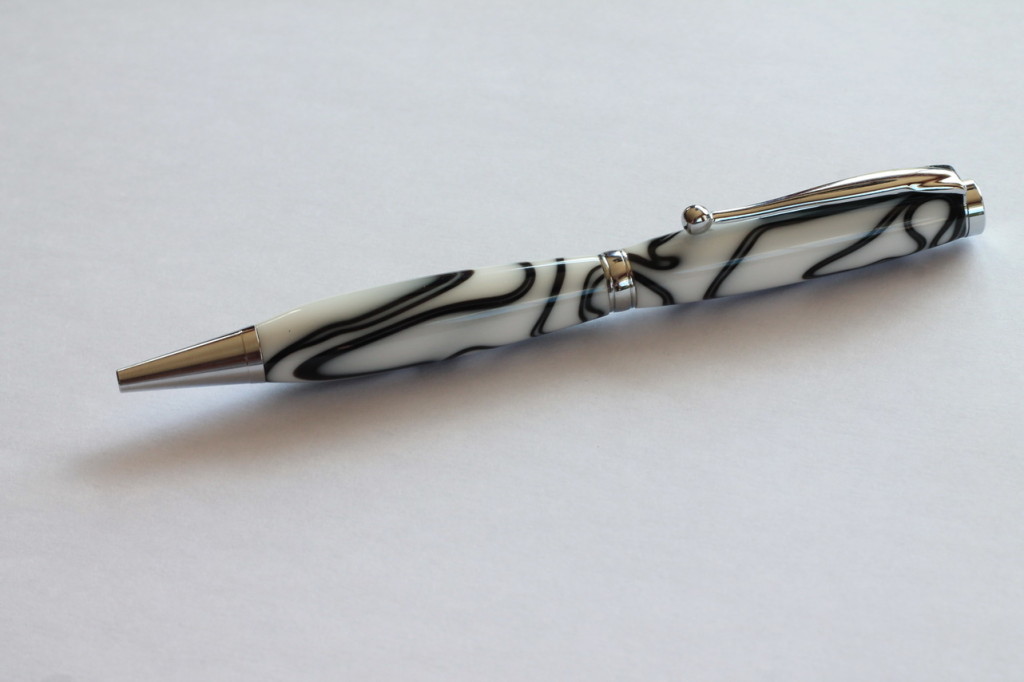 fancy pen chrome shockwave acryl black white 02